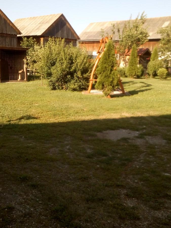 Hotel Timi Kulcsosház Lăzarea Esterno foto